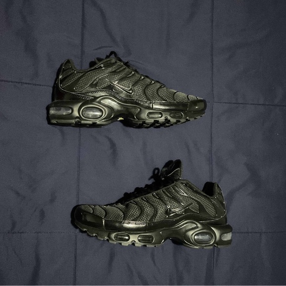Air Max Plus 'Triple Black' - Picture 1 of 10